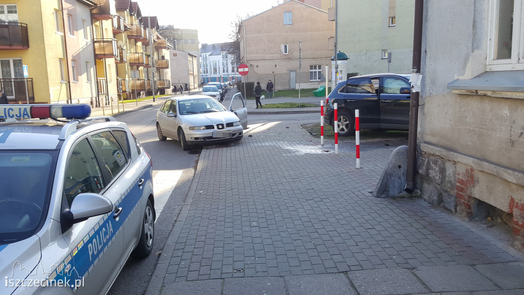 Wypadek w centrum miasta. Jedna osoba trafiła do szpitala