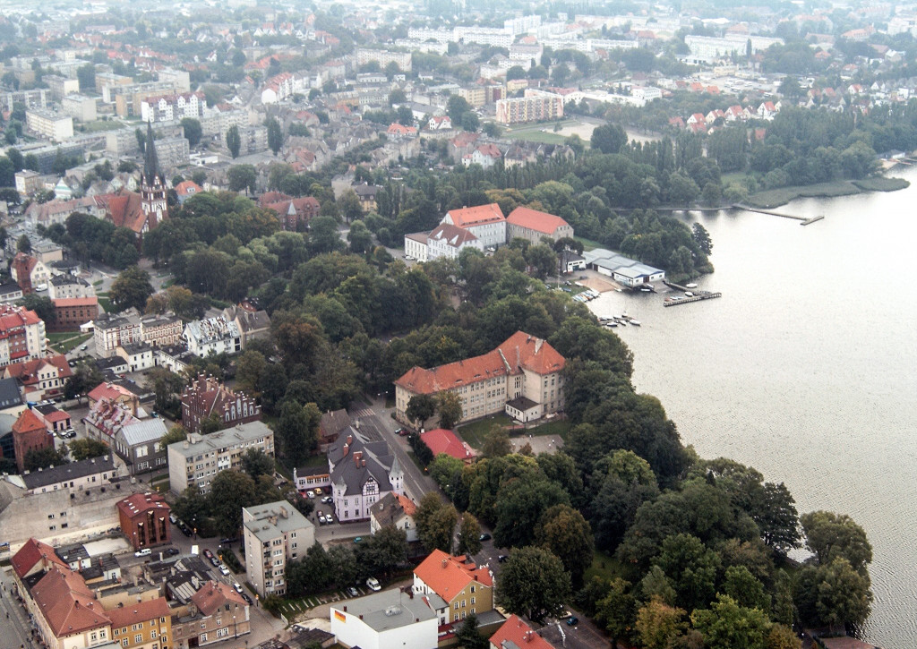 Szczecinek na starych zdjęciach lotniczych. Poznajecie te miejsca?