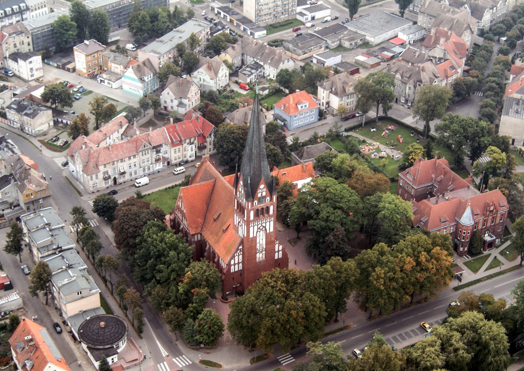 Szczecinek na starych zdjęciach lotniczych. Poznajecie te miejsca?