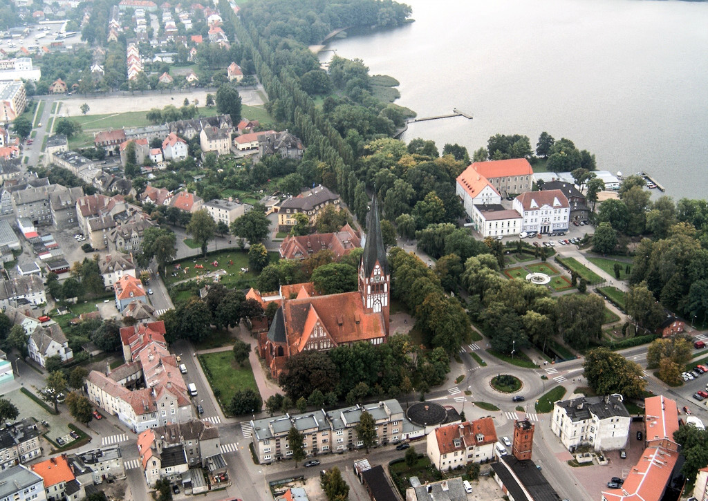 Szczecinek na starych zdjęciach lotniczych. Poznajecie te miejsca?