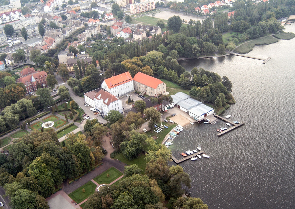 Szczecinek na starych zdjęciach lotniczych. Poznajecie te miejsca?