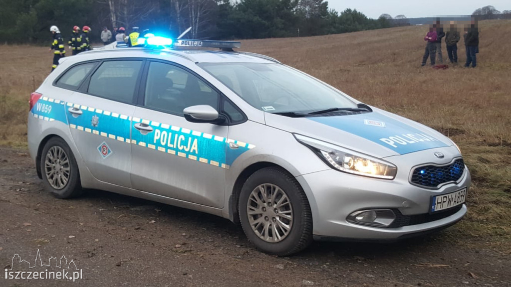GWDA WIELKA. Brawurowa jazda zakończyła się dachowaniem