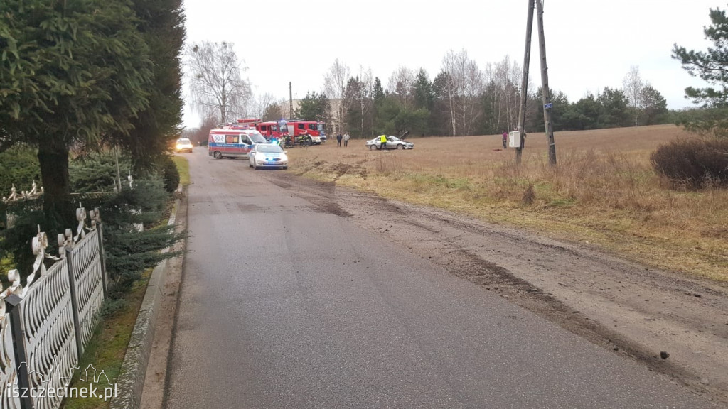 GWDA WIELKA. Brawurowa jazda zakończyła się dachowaniem