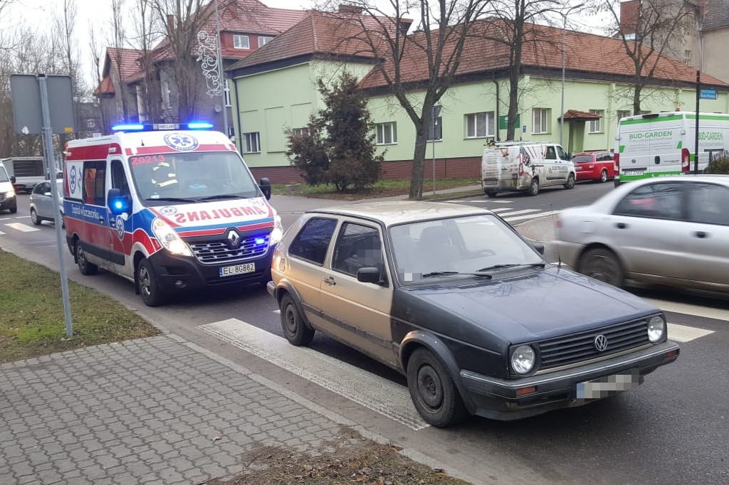 Ulica Mickiewicza. Starsza kobieta potrącona na pasach