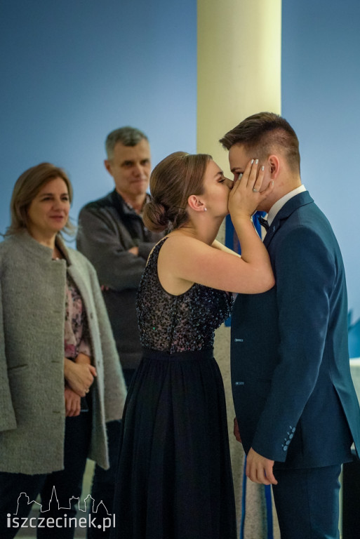 Studniówka 2020. Na balu maturalnym bawili się uczniowie ekonomika