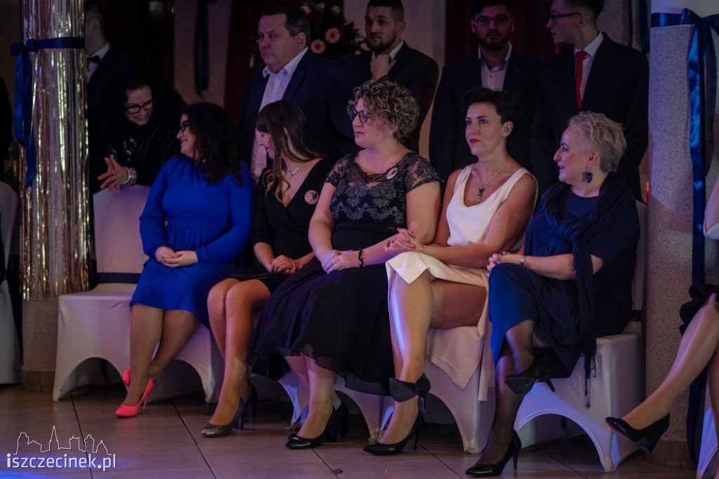 Studniówka 2020. Na balu maturalnym bawili się uczniowie ekonomika