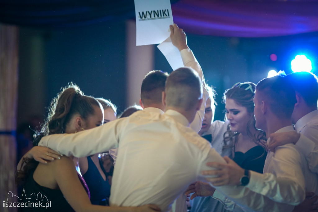 Studniówka 2020. Na balu maturalnym bawili się uczniowie ekonomika