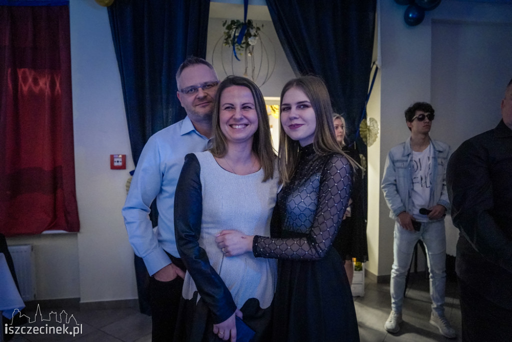 Studniówka 2020. Na balu maturalnym bawili się uczniowie ekonomika