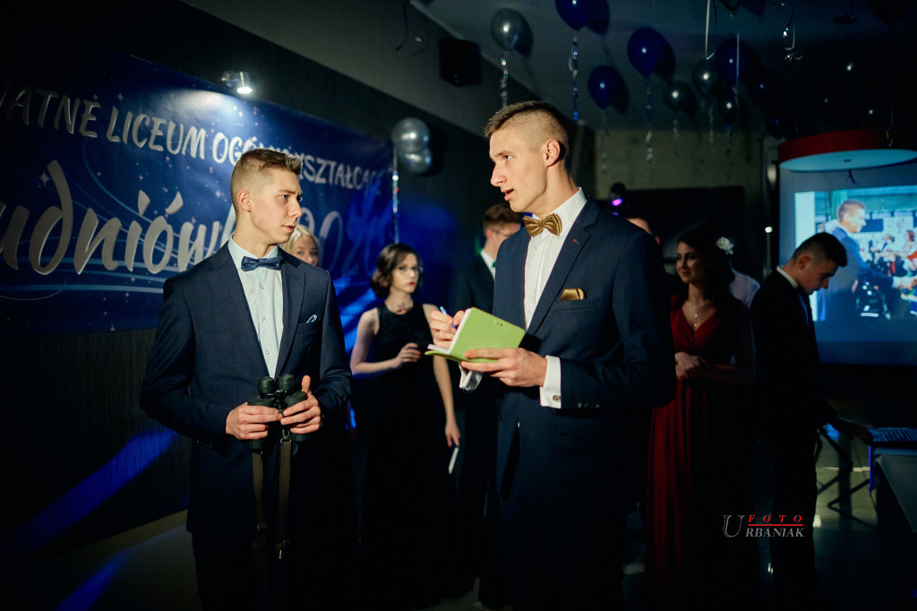 Studniówka 2020. Bal maturzystów z katolika [ZDJĘCIA]