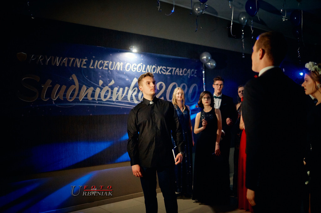 Studniówka 2020. Bal maturzystów z katolika [ZDJĘCIA]