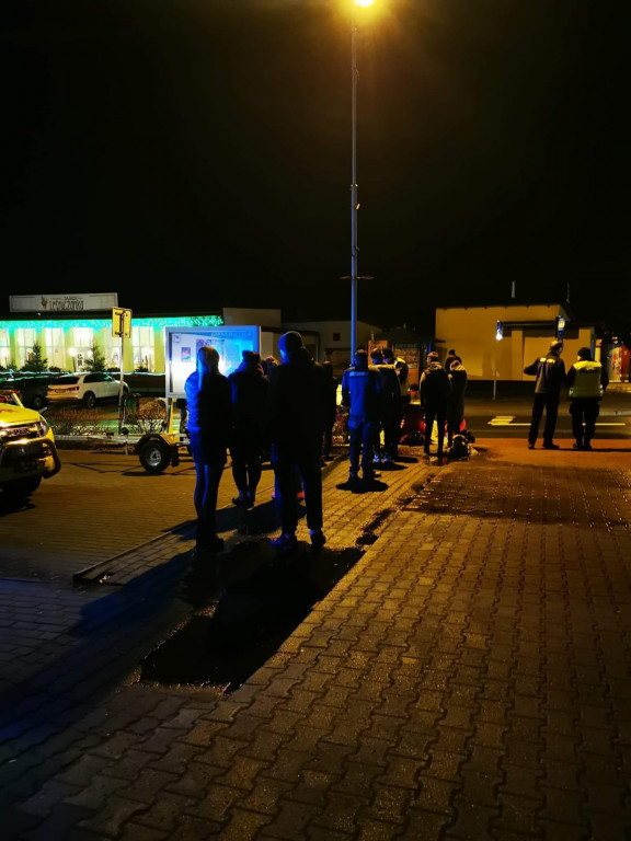 Mężczyzna potrącony na pasach w centrum Białego Boru