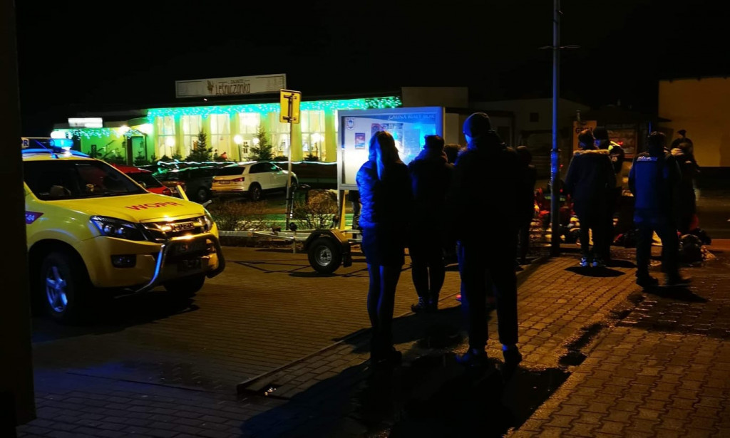 Mężczyzna potrącony na pasach w centrum Białego Boru