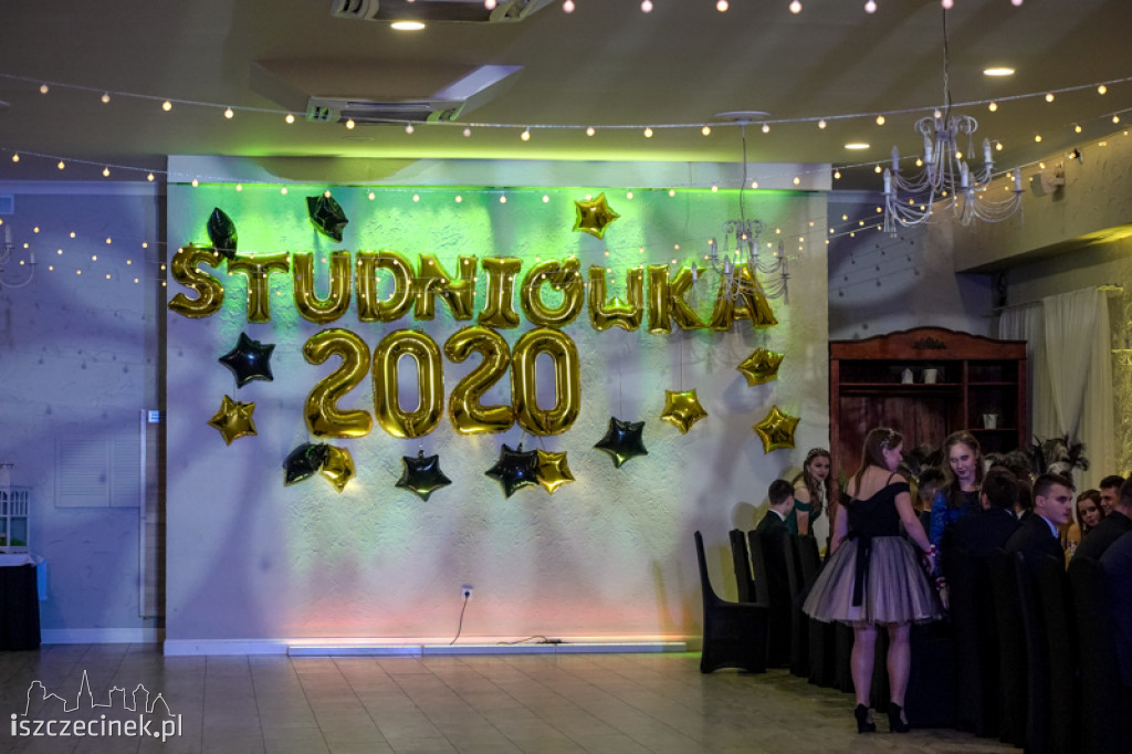 Studniówka maturzystów z Zespołu Szkół Technicznych w Szczecinku
