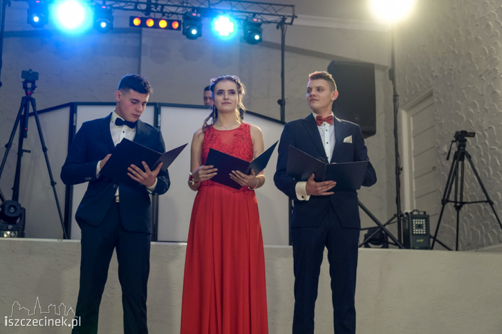 Studniówka maturzystów z Zespołu Szkół Technicznych w Szczecinku