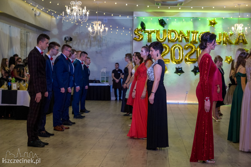 Studniówka maturzystów z Zespołu Szkół Technicznych w Szczecinku