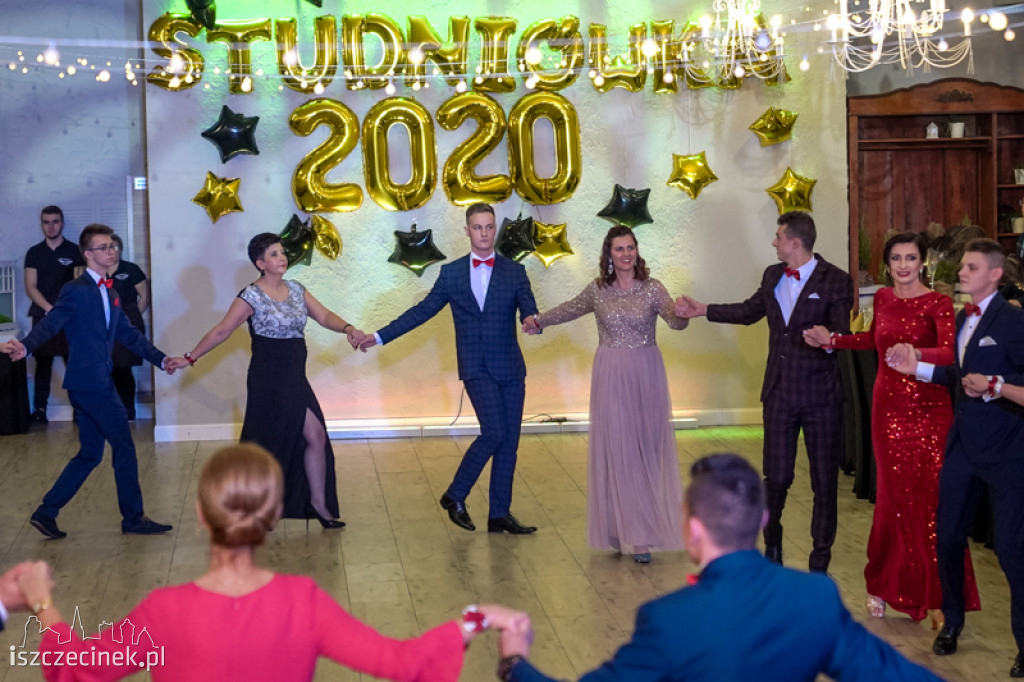 Studniówka maturzystów z Zespołu Szkół Technicznych w Szczecinku