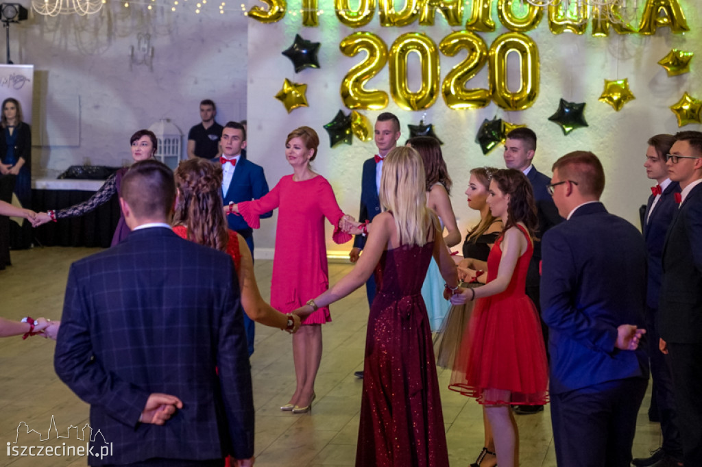 Studniówka maturzystów z Zespołu Szkół Technicznych w Szczecinku