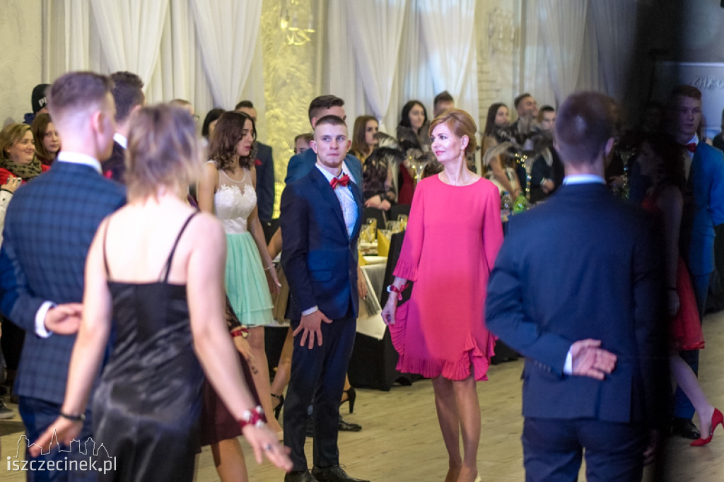 Studniówka maturzystów z Zespołu Szkół Technicznych w Szczecinku