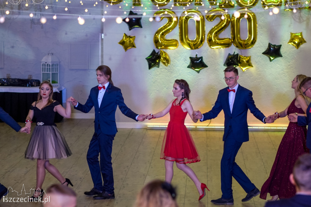 Studniówka maturzystów z Zespołu Szkół Technicznych w Szczecinku