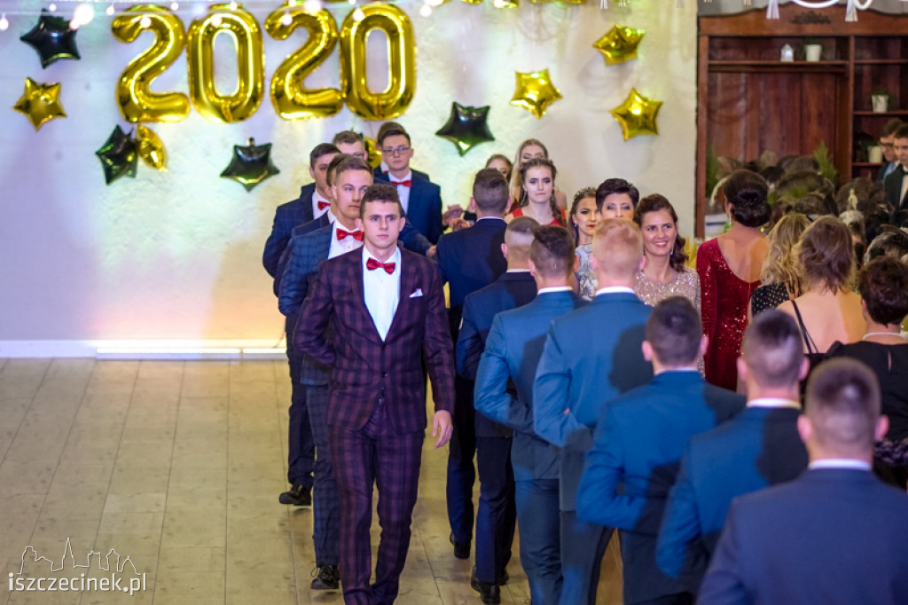 Studniówka maturzystów z Zespołu Szkół Technicznych w Szczecinku