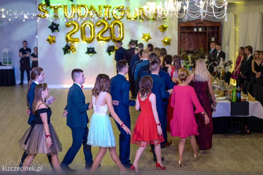Studniówka maturzystów z Zespołu Szkół Technicznych w Szczecinku