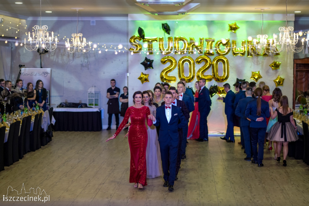 Studniówka maturzystów z Zespołu Szkół Technicznych w Szczecinku