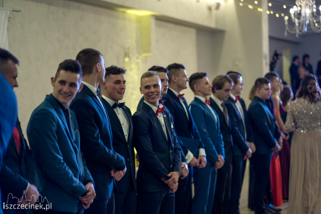 Studniówka maturzystów z Zespołu Szkół Technicznych w Szczecinku