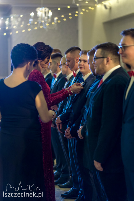 Studniówka maturzystów z Zespołu Szkół Technicznych w Szczecinku