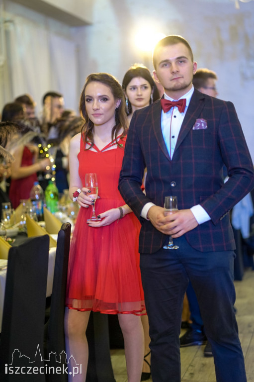 Studniówka maturzystów z Zespołu Szkół Technicznych w Szczecinku