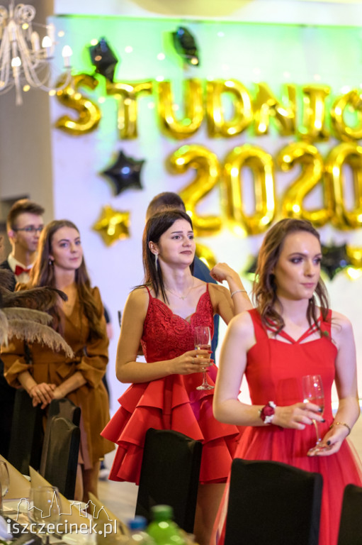 Studniówka maturzystów z Zespołu Szkół Technicznych w Szczecinku