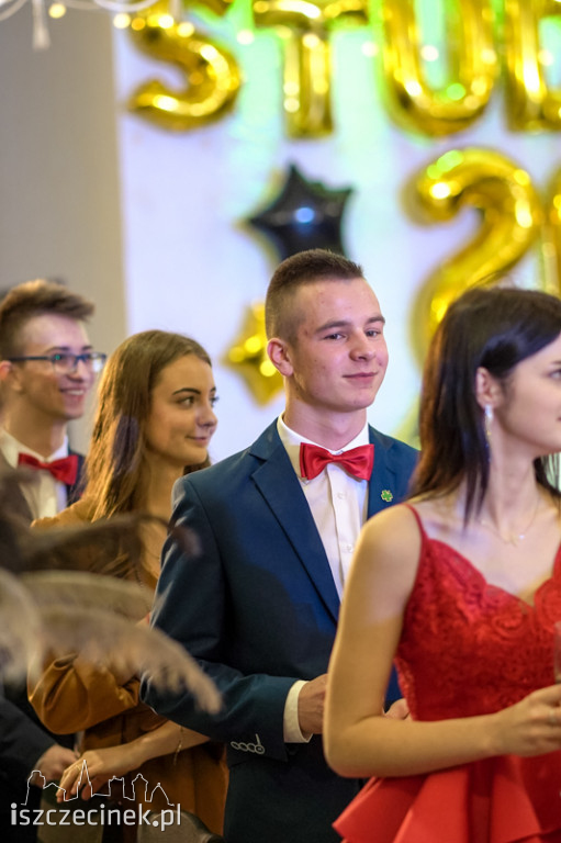 Studniówka maturzystów z Zespołu Szkół Technicznych w Szczecinku