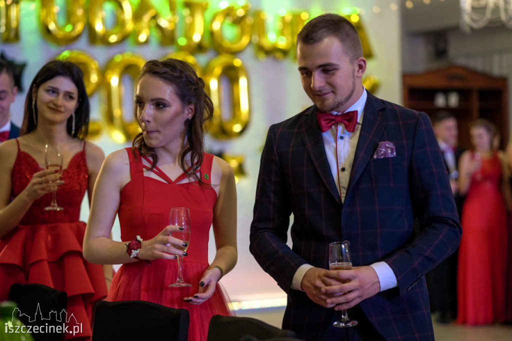 Studniówka maturzystów z Zespołu Szkół Technicznych w Szczecinku
