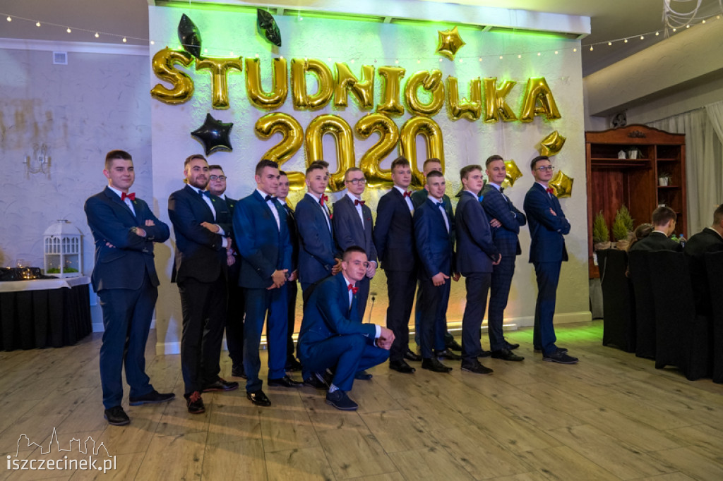 Studniówka maturzystów z Zespołu Szkół Technicznych w Szczecinku