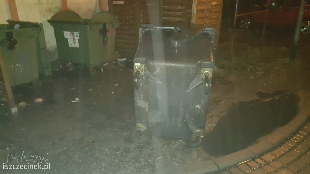 Wpadł w szał i zdemolował samochody