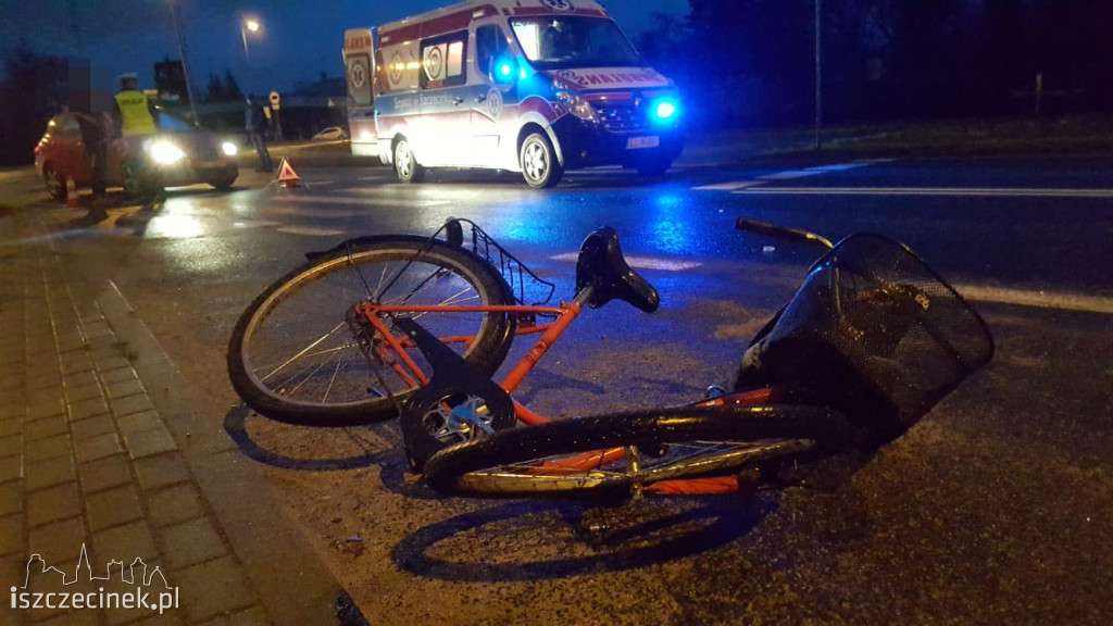 Groźny wypadek na Narutowicza. Samochód potrącił rowerzystkę