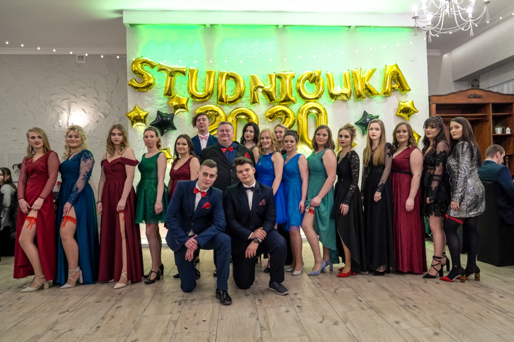 Studniówka ZS nr 6. Zobacz jak bawili się uczniowie 