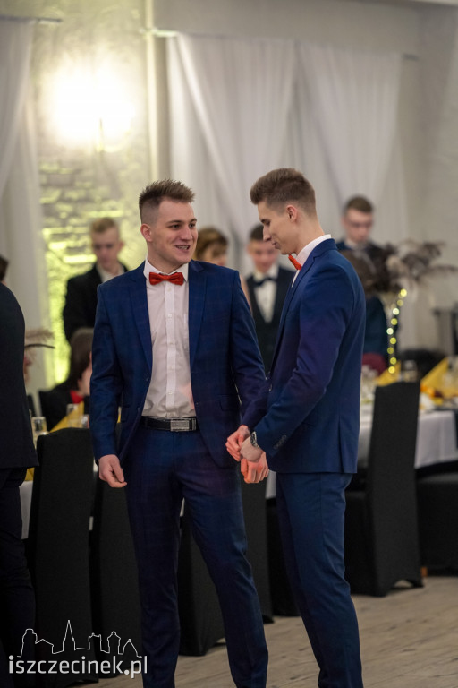 Studniówka ZS nr 6. Zobacz jak bawili się uczniowie 