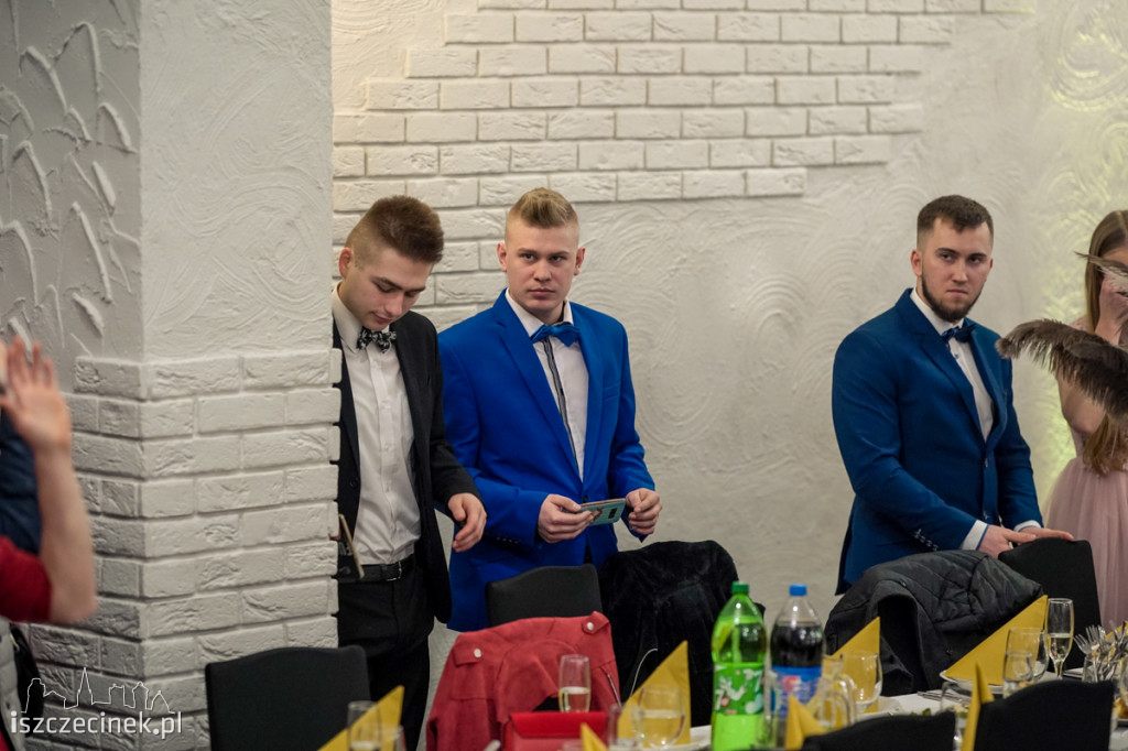 Studniówka ZS nr 6. Zobacz jak bawili się uczniowie 