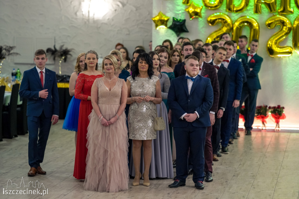 Studniówka ZS nr 6. Zobacz jak bawili się uczniowie 
