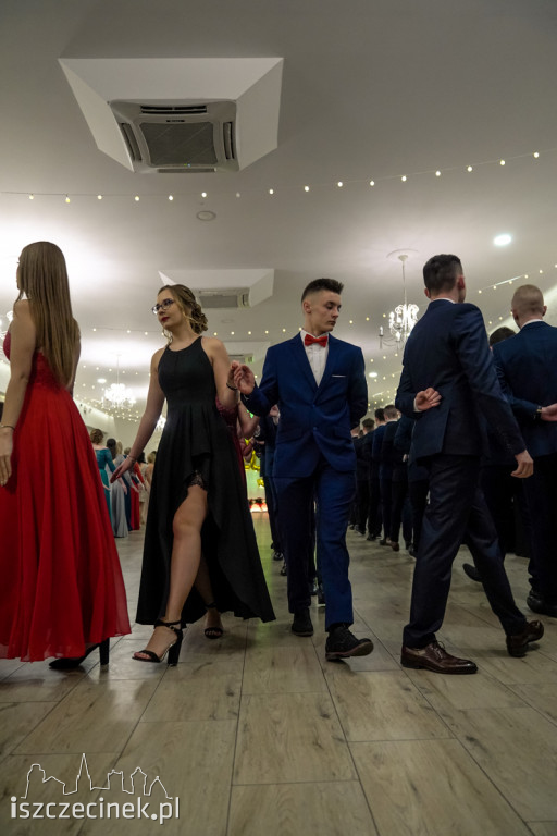 Studniówka ZS nr 6. Zobacz jak bawili się uczniowie 