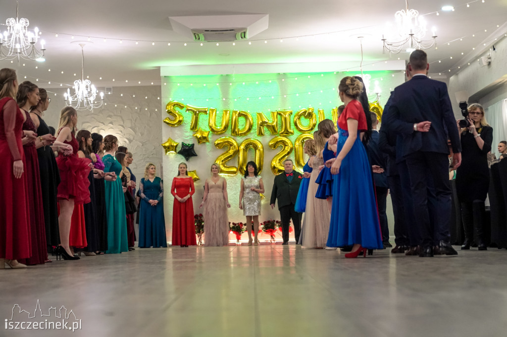 Studniówka ZS nr 6. Zobacz jak bawili się uczniowie 