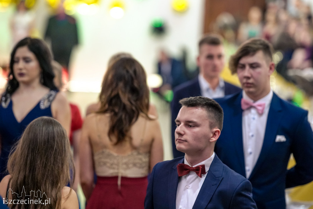 Studniówka ZS nr 6. Zobacz jak bawili się uczniowie 