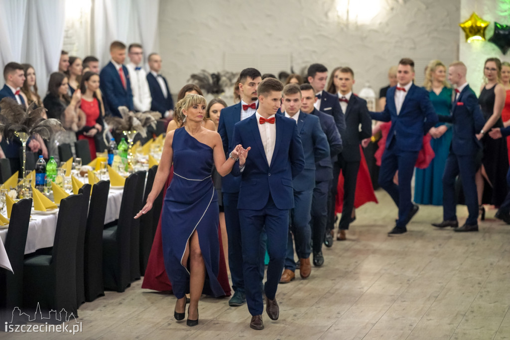 Studniówka ZS nr 6. Zobacz jak bawili się uczniowie 