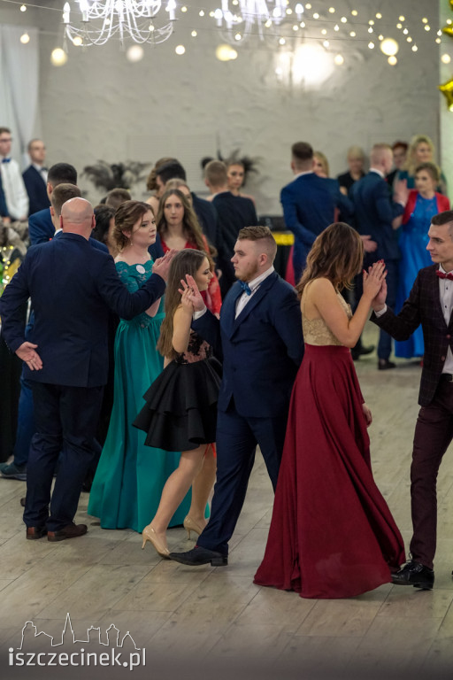 Studniówka ZS nr 6. Zobacz jak bawili się uczniowie 