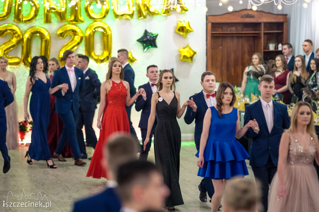 Studniówka ZS nr 6. Zobacz jak bawili się uczniowie 