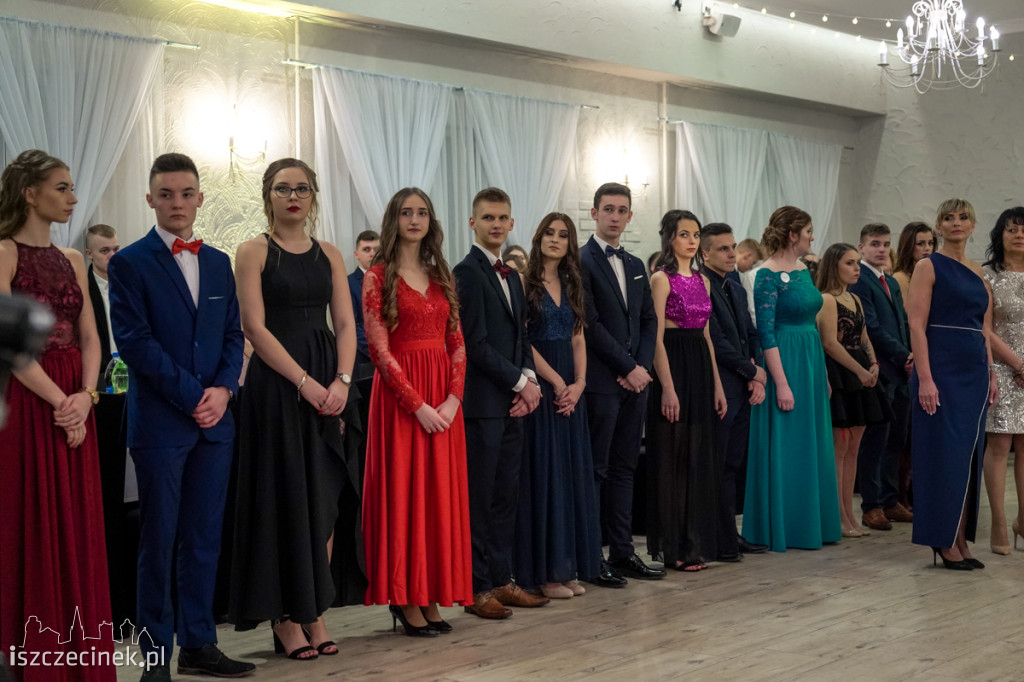 Studniówka ZS nr 6. Zobacz jak bawili się uczniowie 