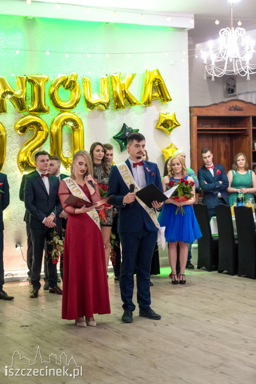 Studniówka ZS nr 6. Zobacz jak bawili się uczniowie 