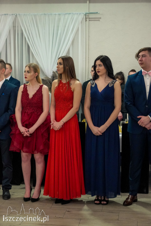 Studniówka ZS nr 6. Zobacz jak bawili się uczniowie 