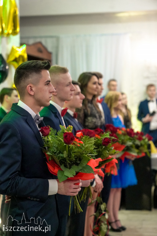 Studniówka ZS nr 6. Zobacz jak bawili się uczniowie 