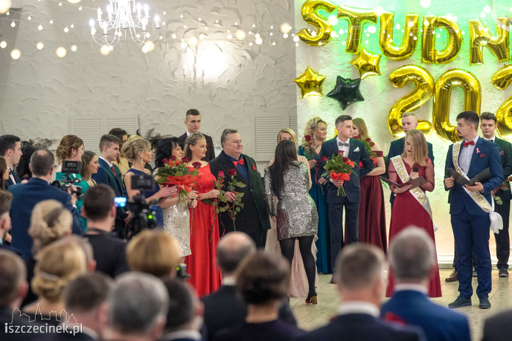 Studniówka ZS nr 6. Zobacz jak bawili się uczniowie 